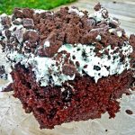 Better Than Thin Mints - Grasshopper Poke Cake