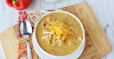 Instant Pot Creamy Verde Chicken Chili Recipe from This Mama Loves