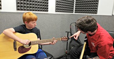 Why Choose Music Lessons at Guitar Center