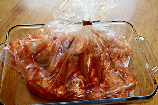 Easy Clean Up BBQ Wings With Reynolds Oven Bags ReynoldsRealMoms   Reynolds Oven Bag 