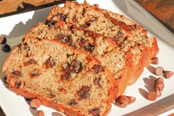 Peanut Butter Chocolate Chip Banana Bread - Clever Housewife