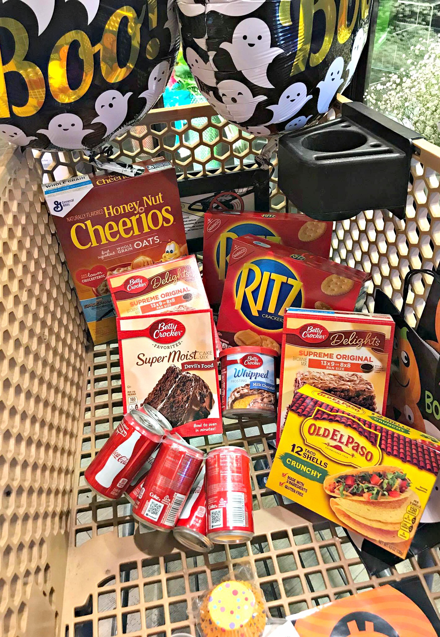 Tips to Boo Your Neighbors - Clever Housewife