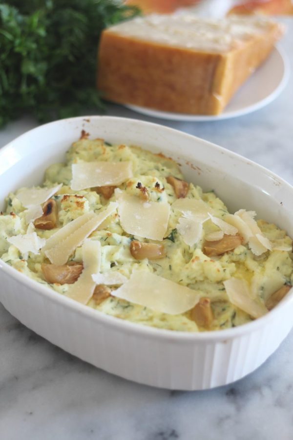 Roasted Garlic Herb and Parmesan Mashed Potatoes from Sparkle Living Blog