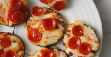 Zucchini Pizza Bites from Wonder Mom Wannabe
